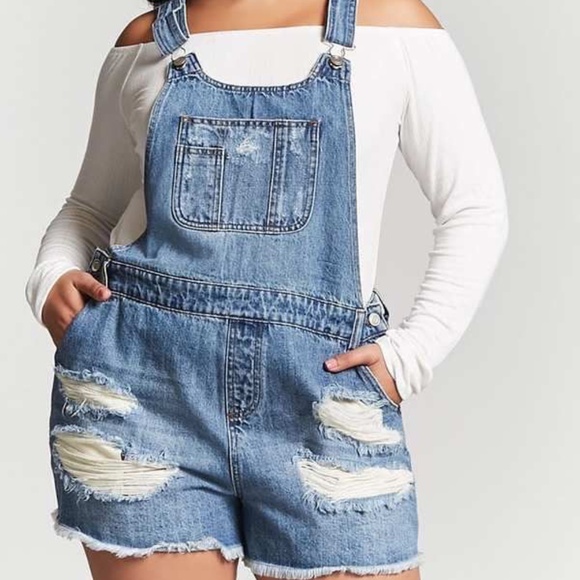 Forever 21+ Distressed Denim Overall Shorts Plus Size 1X - Picture 1 of 6